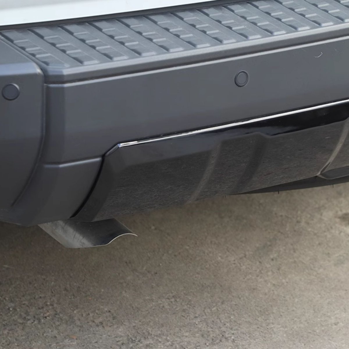 画像11: リアバンパー Bottom Protector グロスブラック (11)