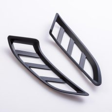 画像2: フロントバンパーの通気口パネル  マットブラック (2)