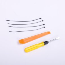 画像3: リアゲート増設 室内灯LEDランプ (3)